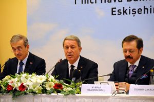 Bakan Akar TOBB T&uuml;rkiye Savunma Sanayi Meclisi Toplantısı'na katıldı