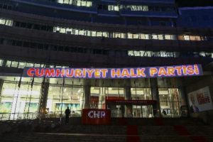 CHP'den Kadık&ouml;y belediye başkan adayıyla ilgili a&ccedil;ıklama