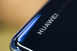 ABD'den Huawei'ye 'bilgi hırsızlığı ve dolandırıcılık' su&ccedil;laması