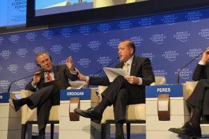 Erdoğan'ın 'one minute' &ccedil;ıkışının &uuml;zerinden 10 yıl ge&ccedil;ti