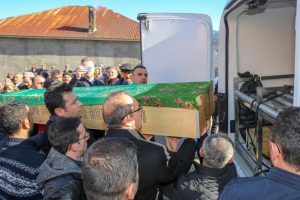 Minik Azime, hayata tutunamadı