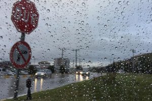 Meteorolojiden 5 il i&ccedil;in kuvvetli r&uuml;zgar ve fırtına uyarısı
