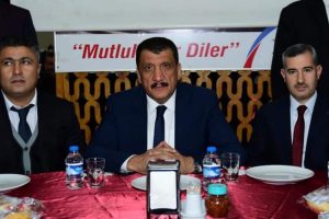 Hemşehri dernekleri adaylarla buluştu