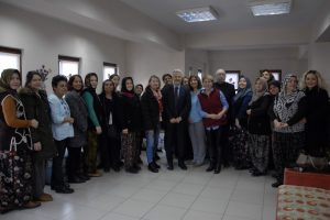 Nil&uuml;fer Belediye Başkan Adayı Erdem'den kadınlara ilk yardım eğitimine destek