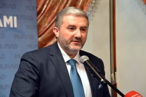 M&Uuml;SİAD Başkanı Kaan: &Uuml;retemezsek ihracat yapamayız, &uuml;lkeyi b&uuml;y&uuml;temeyiz