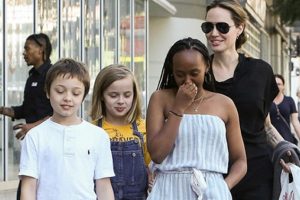 Angelina Jolie'nin suşi keyfi