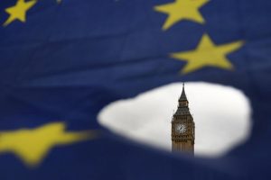 İngiliz parlamentosu Brexit se&ccedil;eneklerini eledi