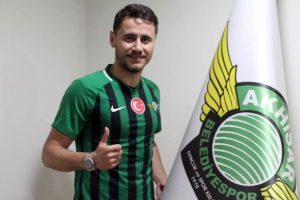Musa Nizam imzayı attı