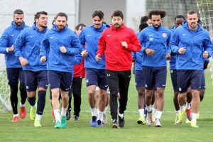 Antalyaspor'da Beşiktaş hazırlıkları başladı