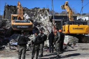 İsrail, Kud&uuml;s'te Filistinlilere ait binayı yıktı