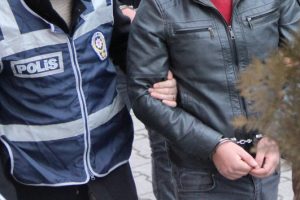 PKK/KCK'ya şafak operasyonu: 10 g&ouml;zaltı