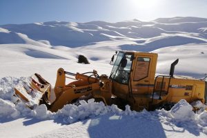 Karla kaplı karakol yolu 4 g&uuml;nde a&ccedil;ıldı