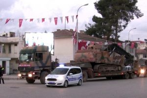 Sınıra askeri iş makinesi sevk edildi
