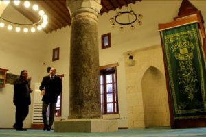 Tarihi Sarımiye Cami yeniden ibadete a&ccedil;ıldı