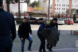 Bursa'da anahtarı &uuml;zerinde unutulan aracı &ccedil;alan ş&uuml;pheli tutuklandı