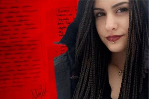 Ecem'in g&uuml;nl&uuml;ğ&uuml;nde yazdıkları kan dondurdu! "Eniştem tarafından..."