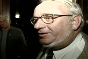 Yolsuzluk yapan başkan 476 sene boyunca &ouml;deme yapacak