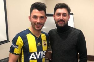 Tolgay Arslan, Fenerbah&ccedil;e formasını giydi!