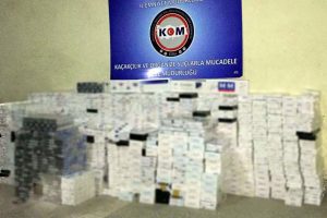8 bin 500 paket ka&ccedil;ak sigara ele ge&ccedil;irildi