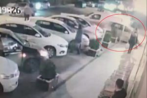 Fren yerine gaza bastı markete daldı