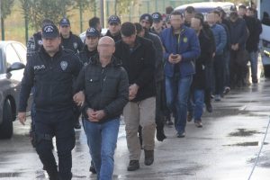 FET&Ouml;'n&uuml;n askeri mahrem yapılanmasına operasyon