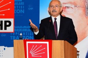 Zeyrek: CHP'nin aday belirleme y&ouml;ntemi işi iyice i&ccedil;inden &ccedil;ıkılmaz hale getirdi