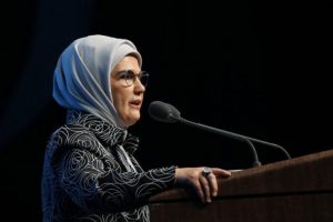 Emine Erdoğan'dan 'Okuryazarlık Seferberliği' paylaşımı
