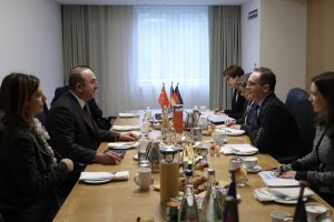 &Ccedil;avuşoğlu'ndan AP'nin Venezuela kararına ilişkin a&ccedil;ıklama