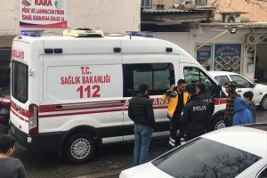 Suriyeli 5 kişi tarafından d&ouml;v&uuml;l&uuml;p, bı&ccedil;aklandı
