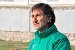Karacabey Belediyespor, Trabzon'a galibiyet i&ccedil;in gidiyor