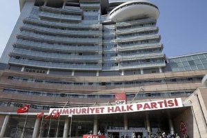 CHP Nazilli il&ccedil;e y&ouml;netimi g&ouml;revden alındı