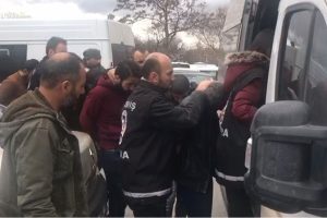 Ankara'da &ccedil;iğ k&ouml;fteciyi ka&ccedil;ırıp, parasını gasbeden 7 kişi tutuklandı
