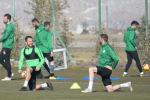 Konyaspor'da Bursaspor mesaisi!