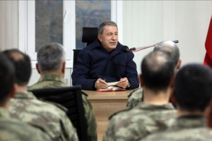 Akar: 'Hem arazide hem de masada varlığımızı s&uuml;rd&uuml;r&uuml;yoruz'