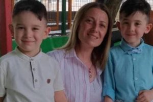 Kahreden kaza 5 yaşındaki ikiz kardeşleri ayırdı
