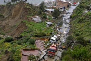 Bolivya'da toprak kayması: 8 &ouml;l&uuml;