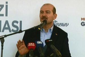 Bakan Soylu şehit aileleri ve gazilerle bir araya geldi