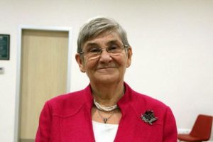 Canan Karatay'dan Ersun Yanal'a: Her g&uuml;n bir kuzu kesin