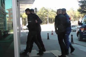 Hırsızlık ş&uuml;phelilerine jandarmadan su&ccedil;&uuml;st&uuml;