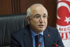 Cemil &Ccedil;i&ccedil;ek: Bazı olayların esas arka tarafı halen duruyor