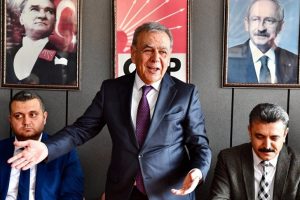 Kocaoğlu: Siyaset bir meslek değil yapar bırakırsın