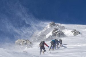 Meteorolojiden 4 il i&ccedil;in kuvvetli r&uuml;zgar ve fırtına uyarısı