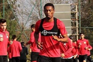 Eskişehirspor'da Jesse'nin lisansı &ccedil;ıkartıldı
