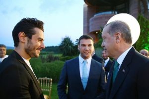 Sinan Ak&ccedil;ıl: Telif yasasının hızla &ccedil;ıkması gerekiyor, Erdoğan'a g&uuml;veniyorum