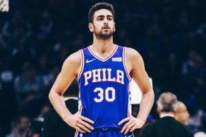 Furkan Korkmaz'dan Toronto potasına 11 sayı