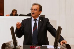 CHP'li vekil 'Dat&ccedil;a bademi'ne destek istedi