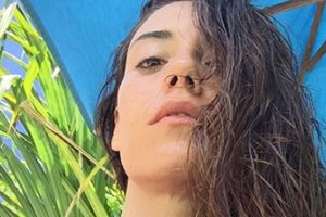 Cansu Dere'den dudak u&ccedil;uklatan istek!