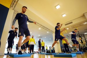 Fenerbah&ccedil;e, Kayserispor ma&ccedil;ı hazırlıklarını s&uuml;rd&uuml;rd&uuml;