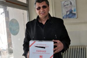Donmak &uuml;zereyken buldu evinde misafir etti