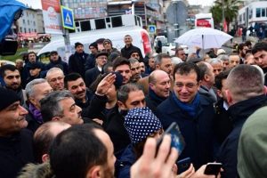 İmamoğlu mobilya d&uuml;kkanında: Koltuk meraklısı olanı size yollayacağız